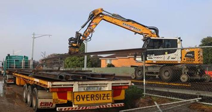 Read more about the article Surplus Materials from Mentone Level Crossing Removal